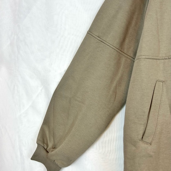 NEW Womens 1/2 Zip Thick Fleece Sweatshirt with Pockets / Size large - Picture 5 of 11